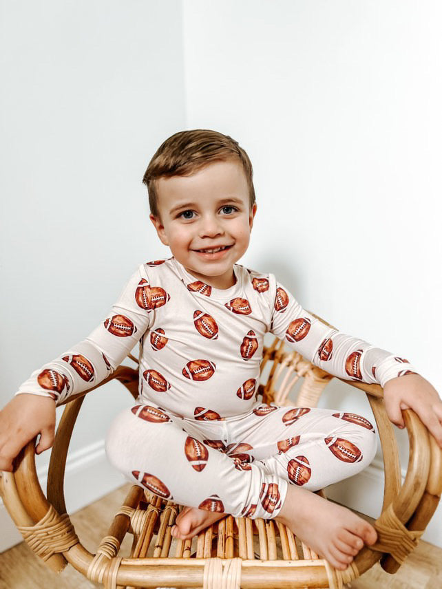 FOOTBALL | TWO PIECE SET