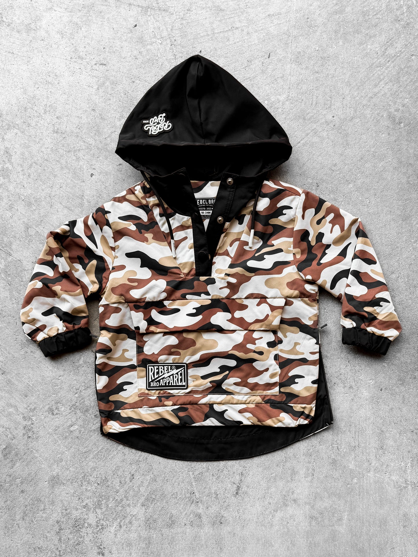 Pullover Windbreaker in Ranger