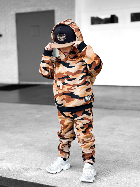 Fleece Hoodie + Sweatpants Set in Ranger