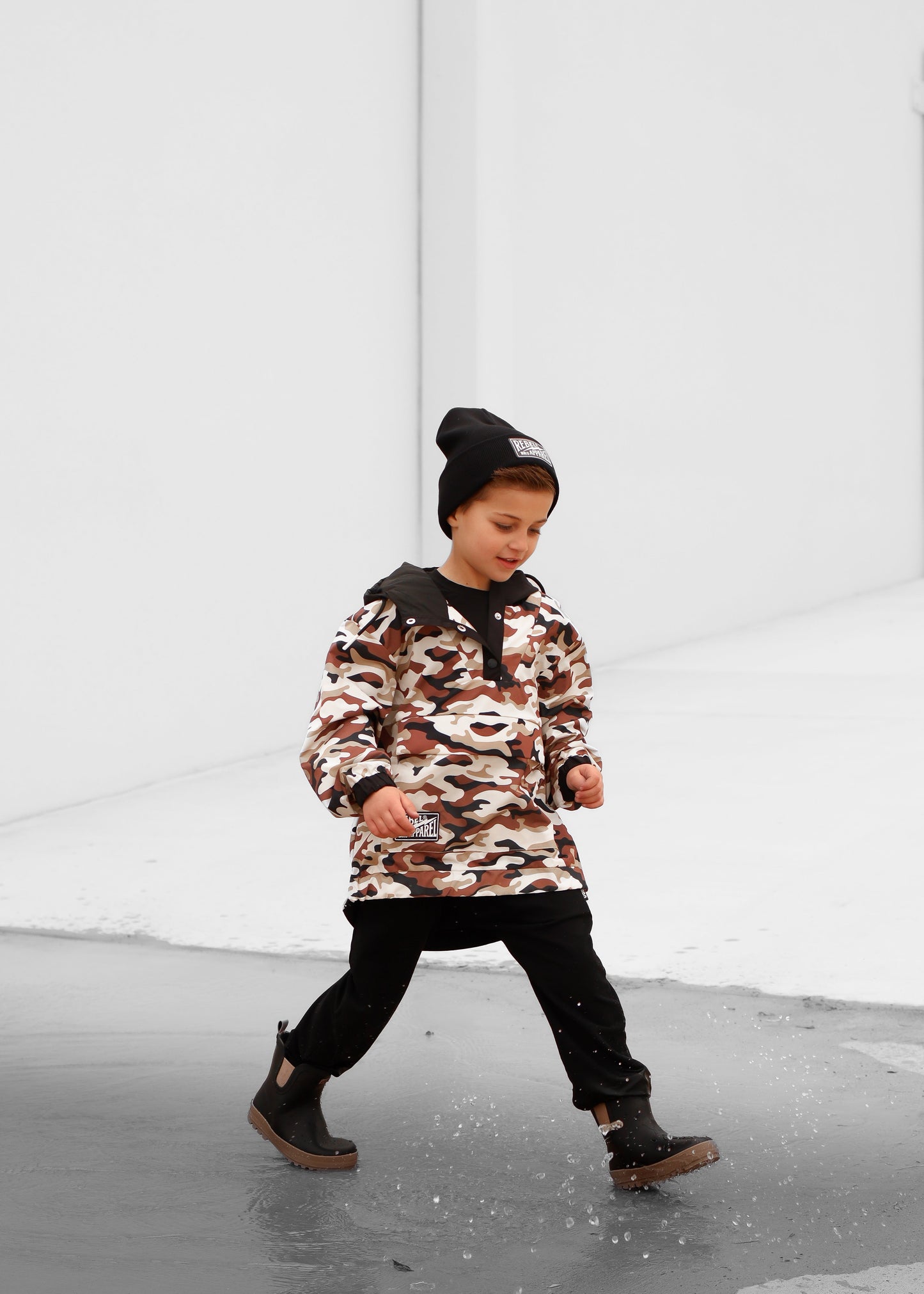 Pullover Windbreaker in Ranger