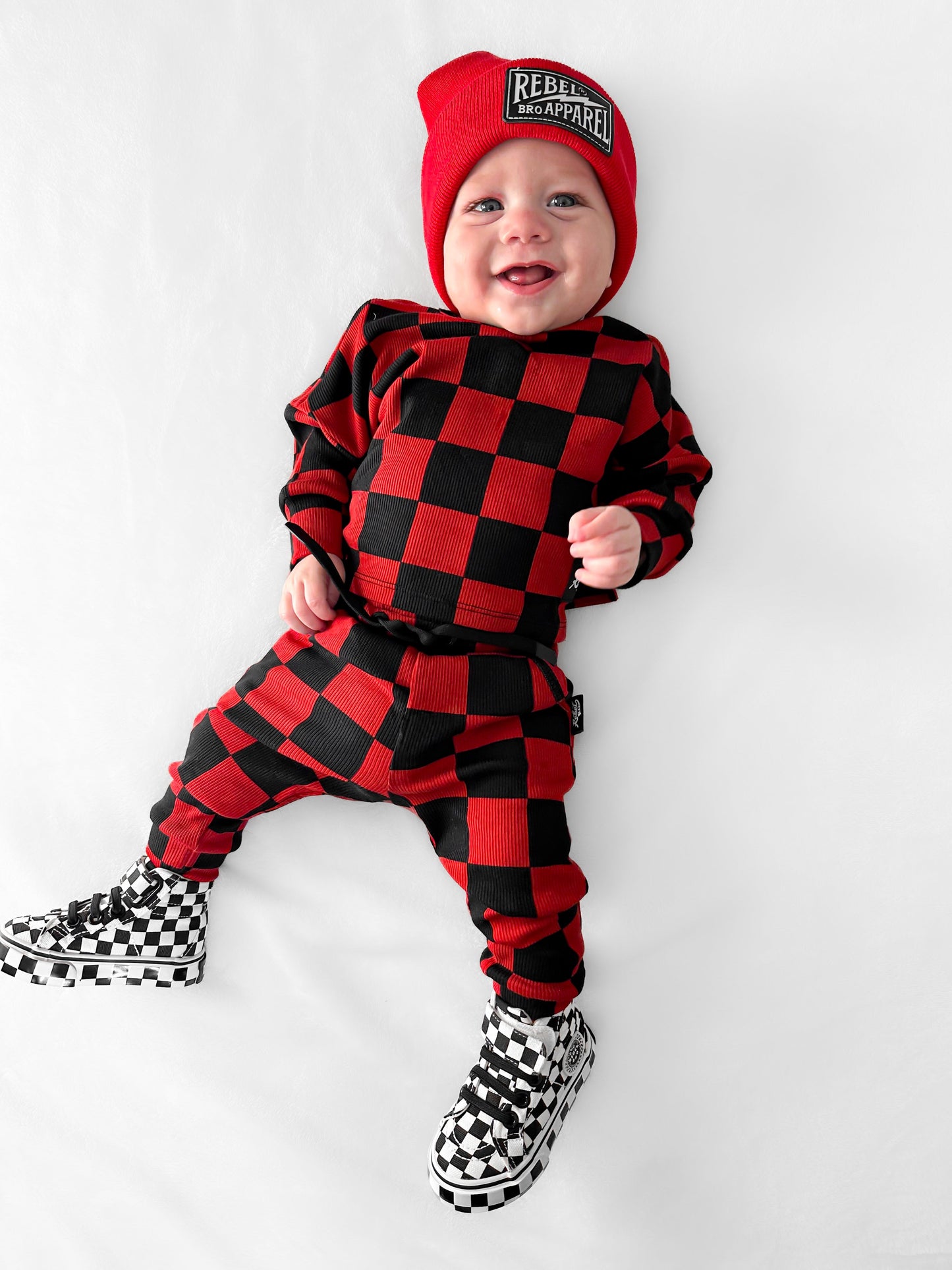 Organic Ribbed Set in Smoke + Crimson