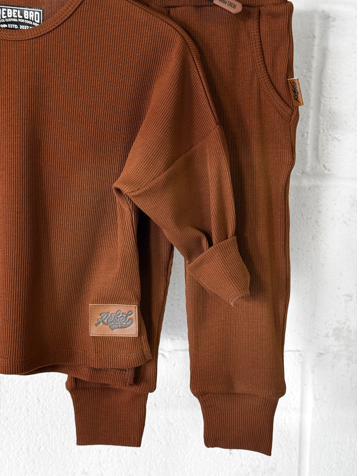 Organic Ribbed Set in Rust