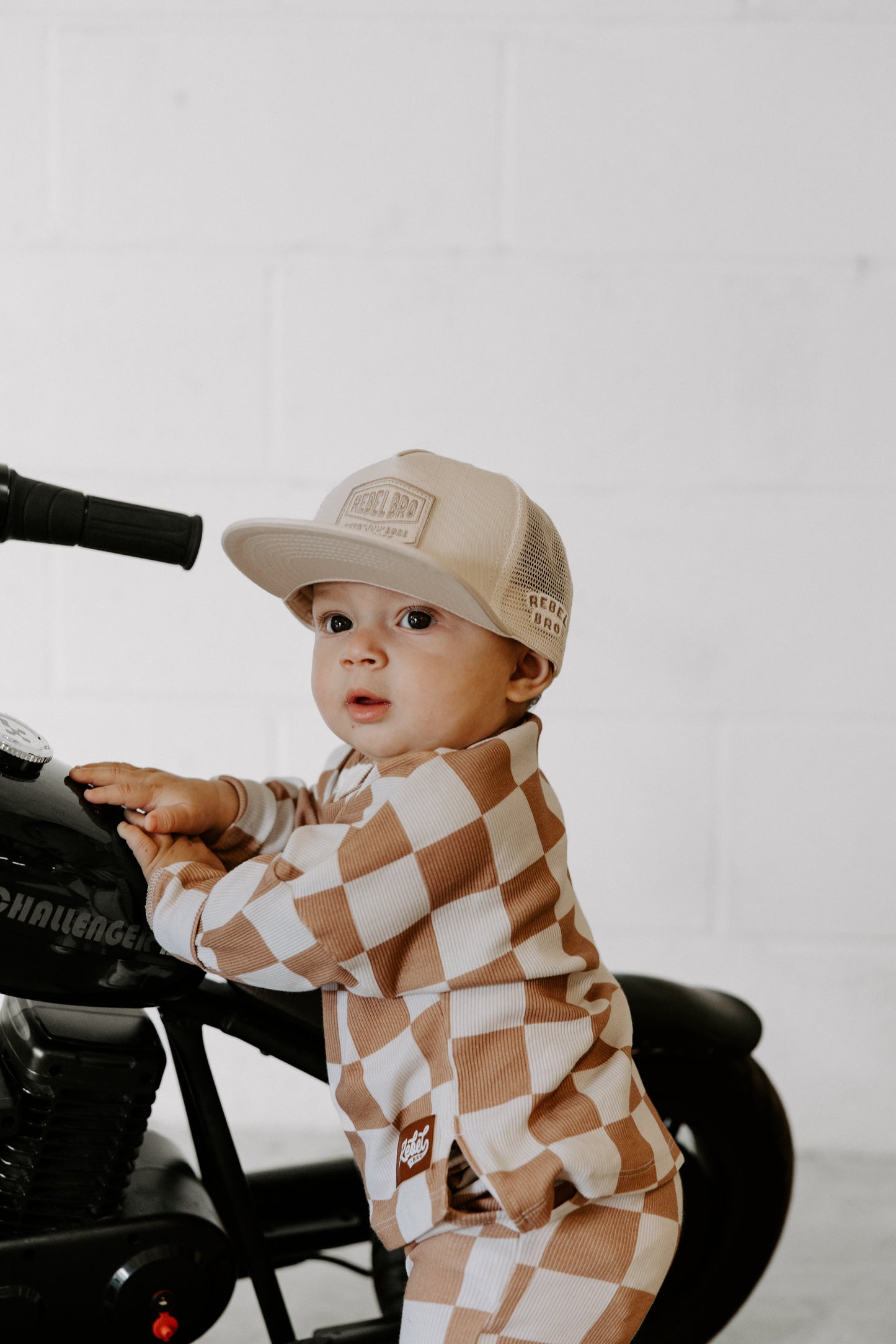 Organic Ribbed Set in Vanilla + Chestnut