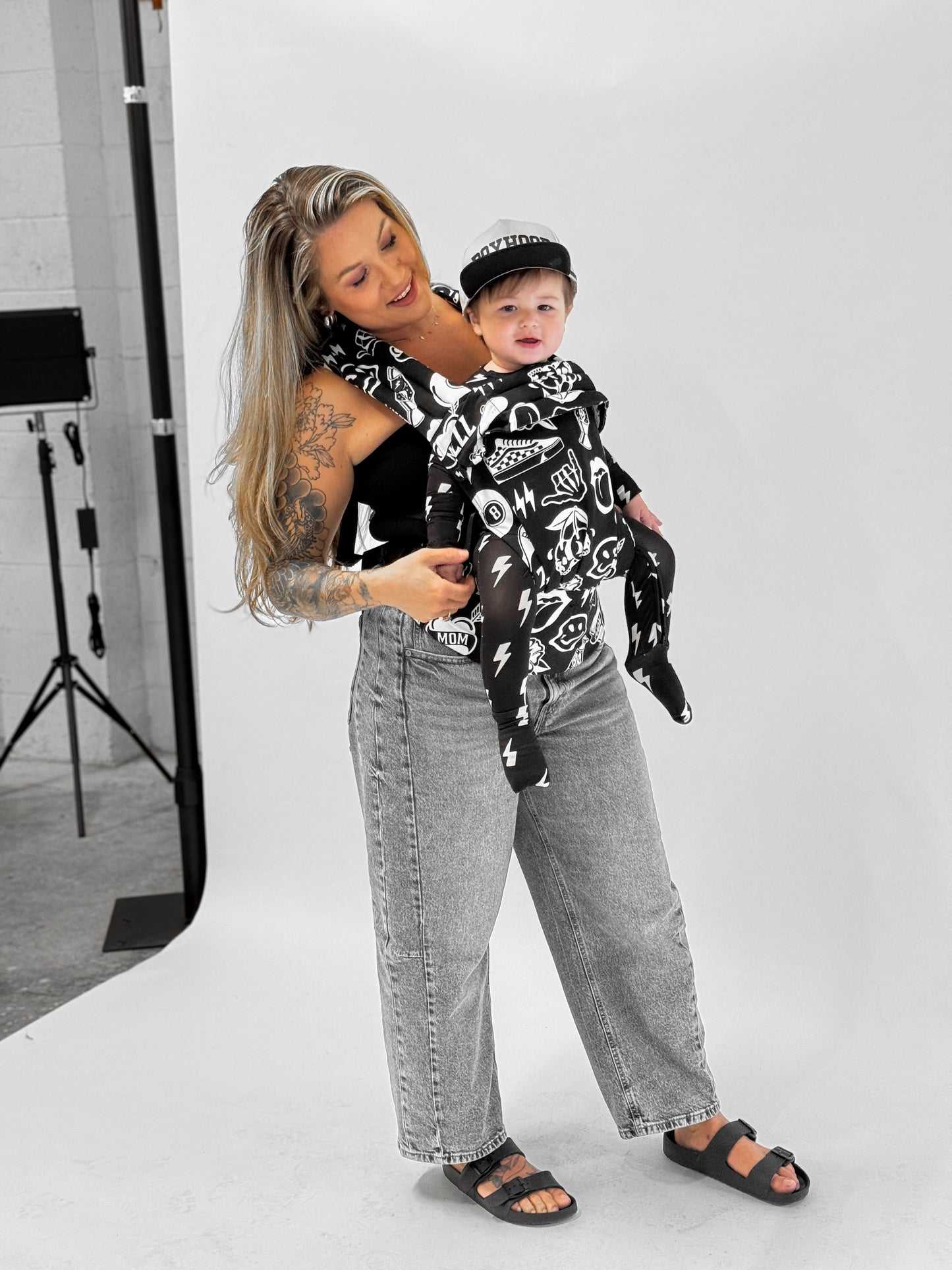 The Dahlia Carrier in Cool Kid [Midnight Edition]