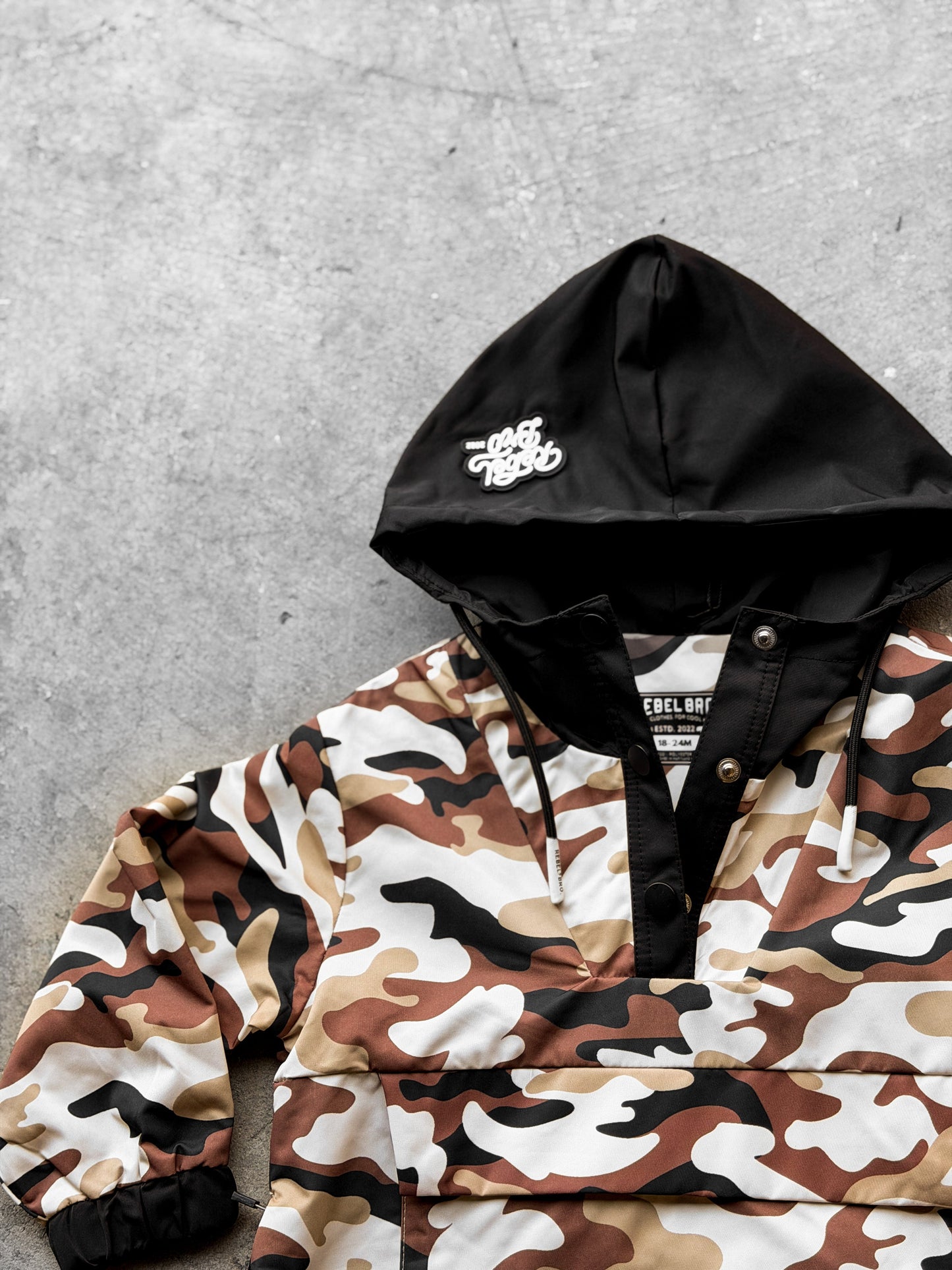 Pullover Windbreaker in Ranger