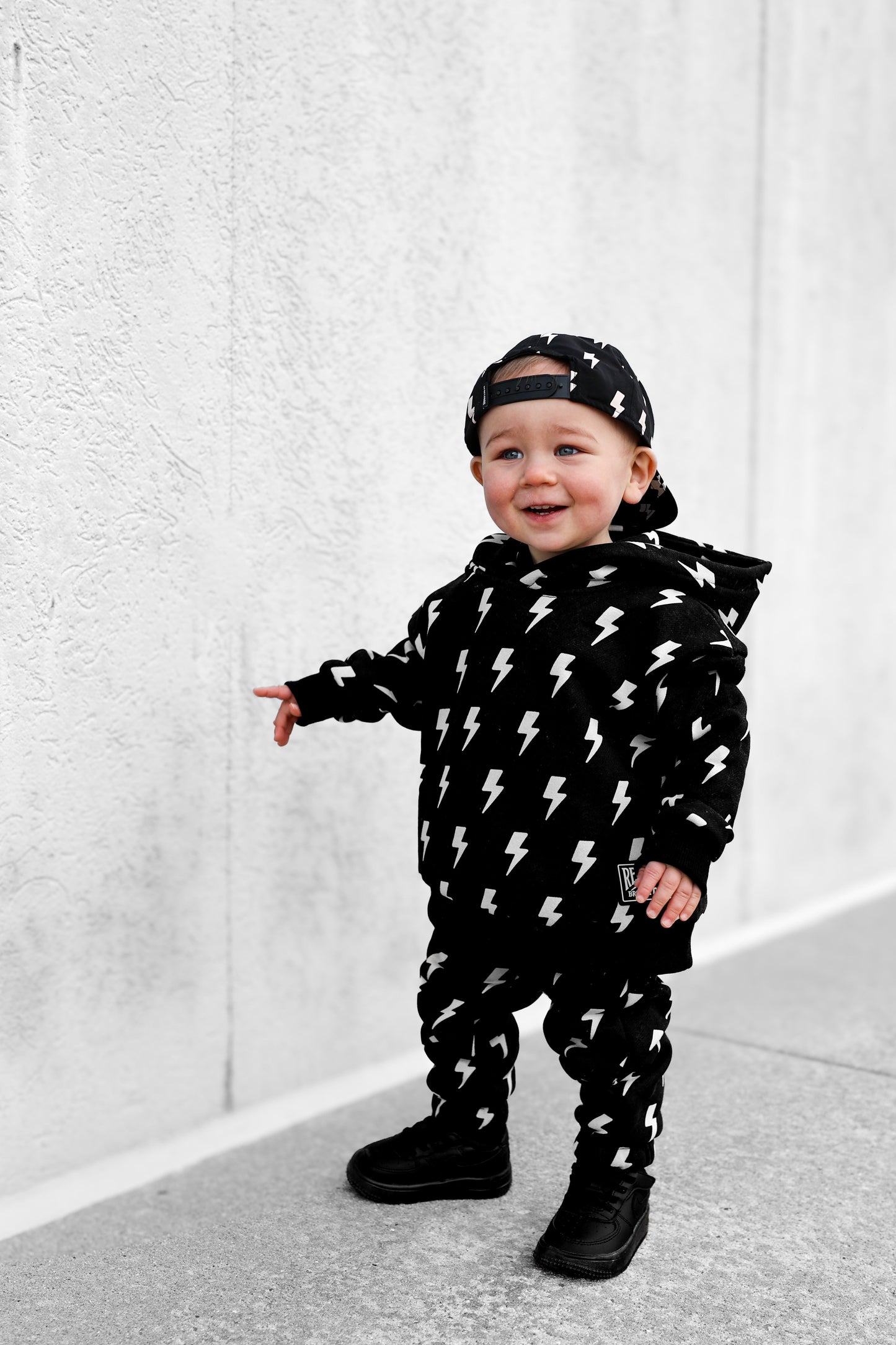 Fleece Hoodie + Sweatpants Set in Jagger