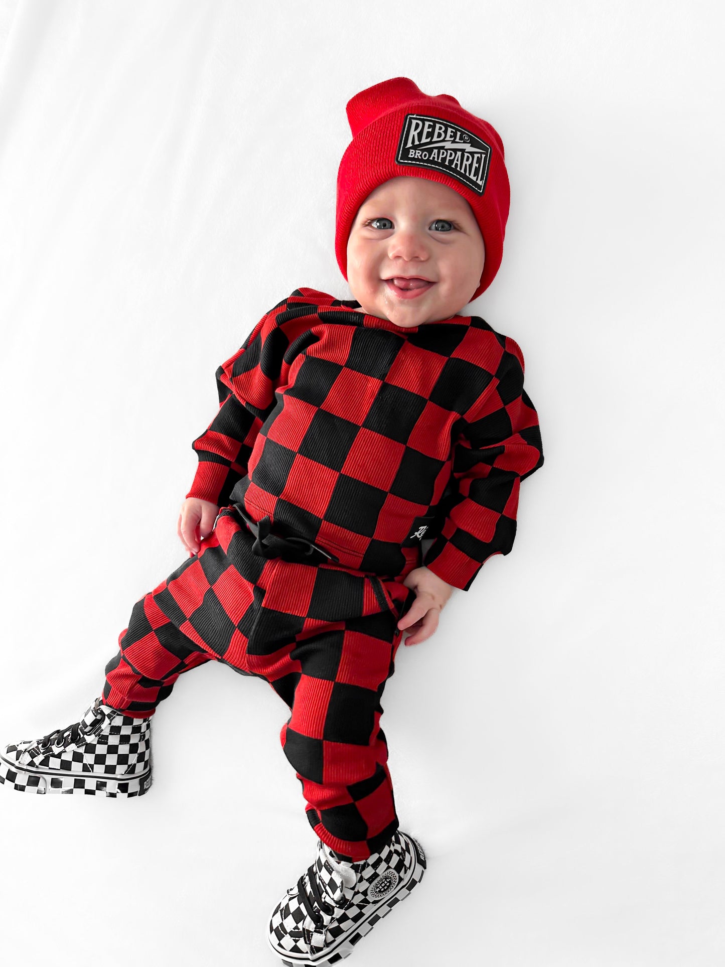 Organic Ribbed Set in Smoke + Crimson