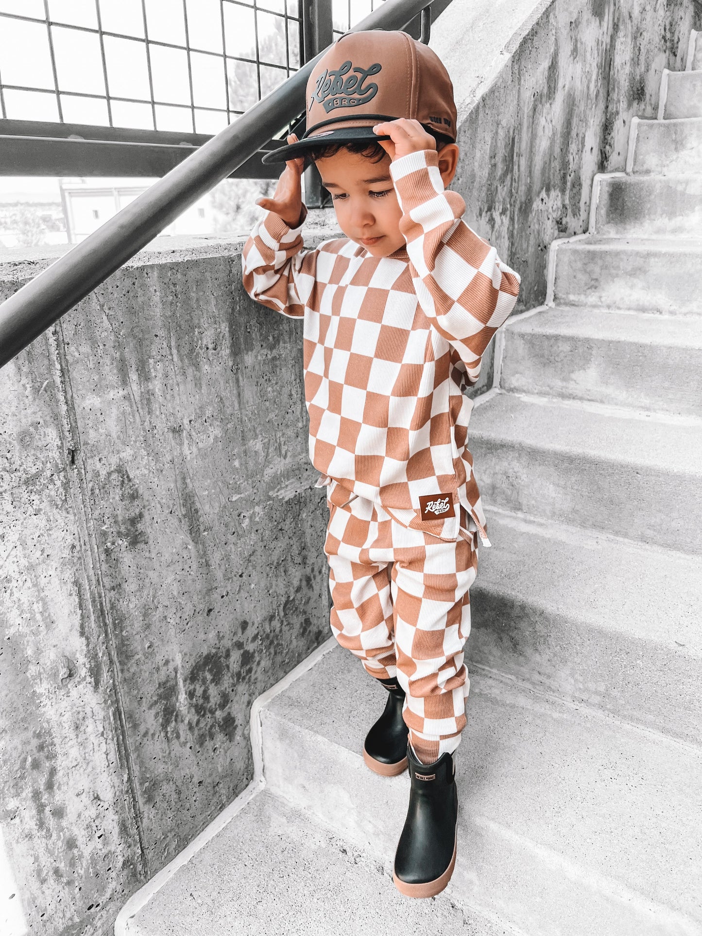 Organic Ribbed Set in Vanilla + Chestnut