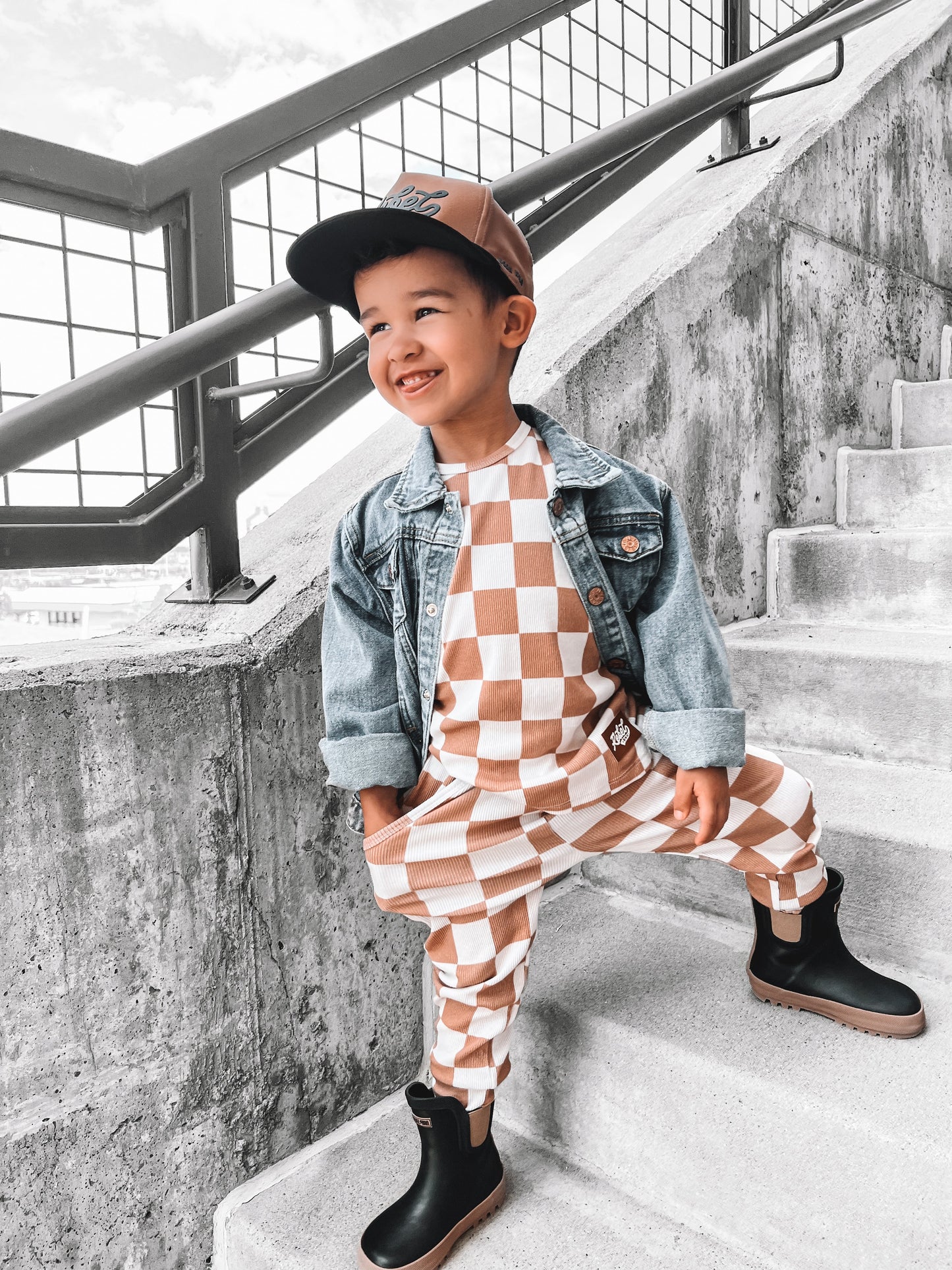 Organic Ribbed Set in Vanilla + Chestnut