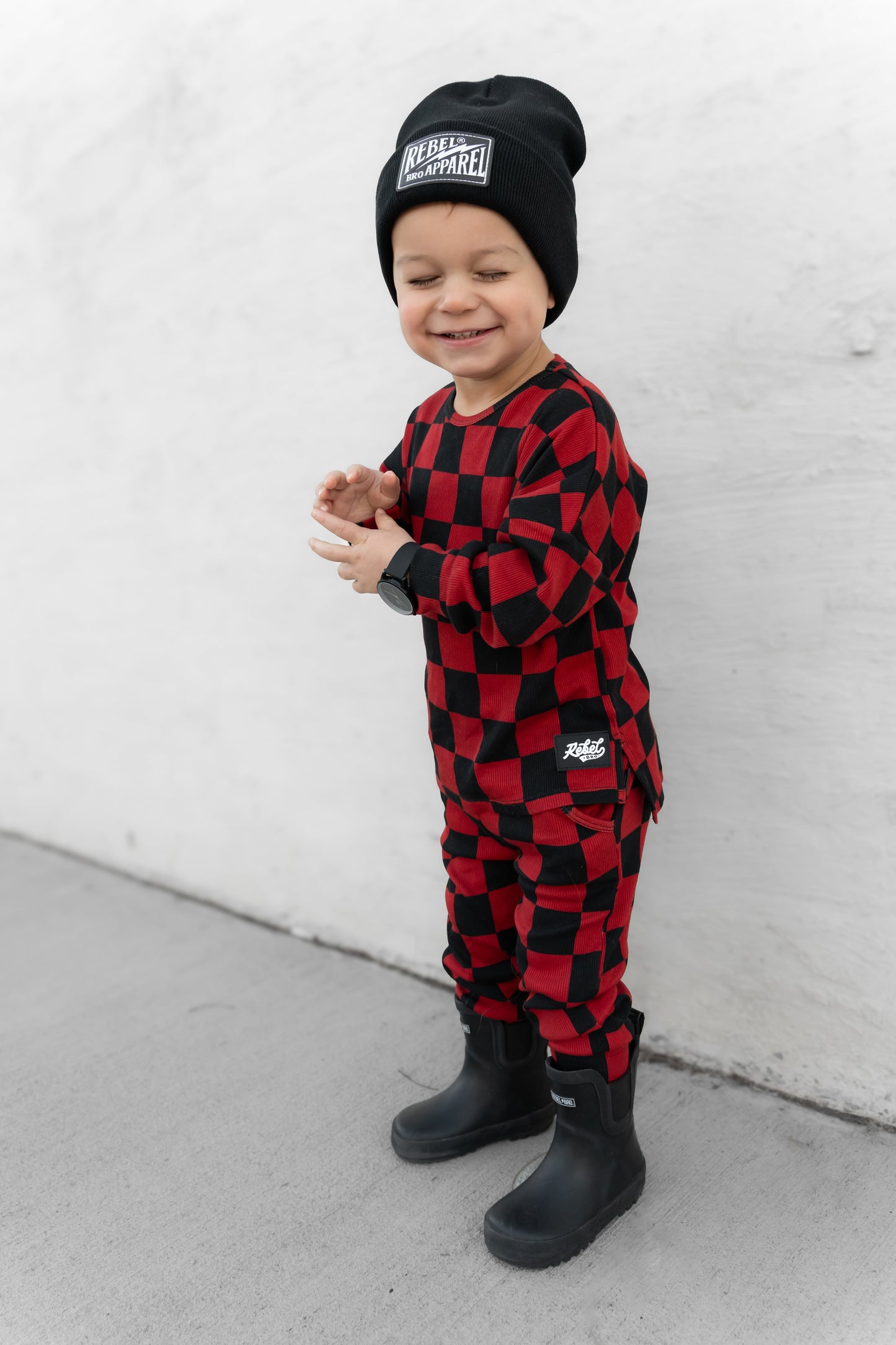 Organic Ribbed Set in Smoke + Crimson