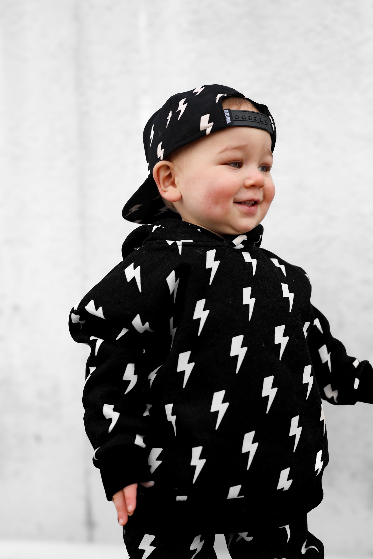 Fleece Hoodie + Sweatpants Set in Jagger