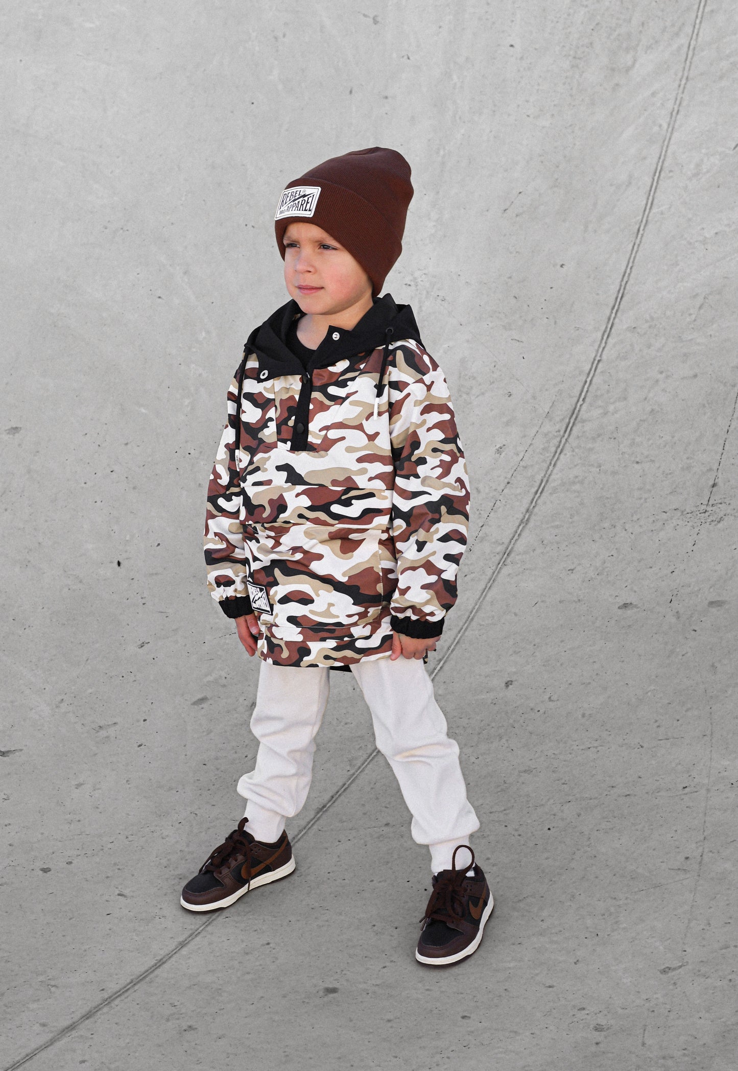 Pullover Windbreaker in Ranger