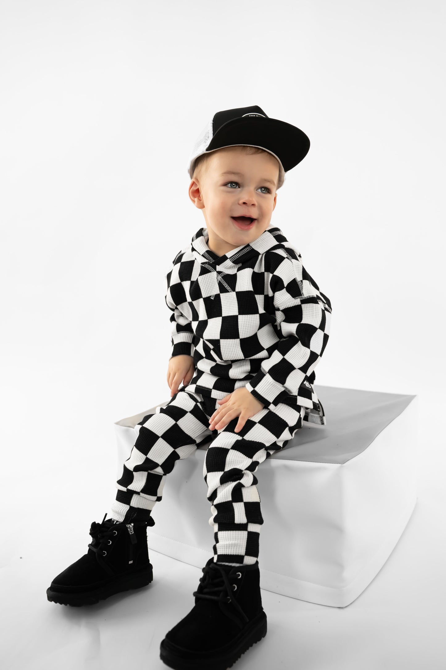 Waffle Set in Venice