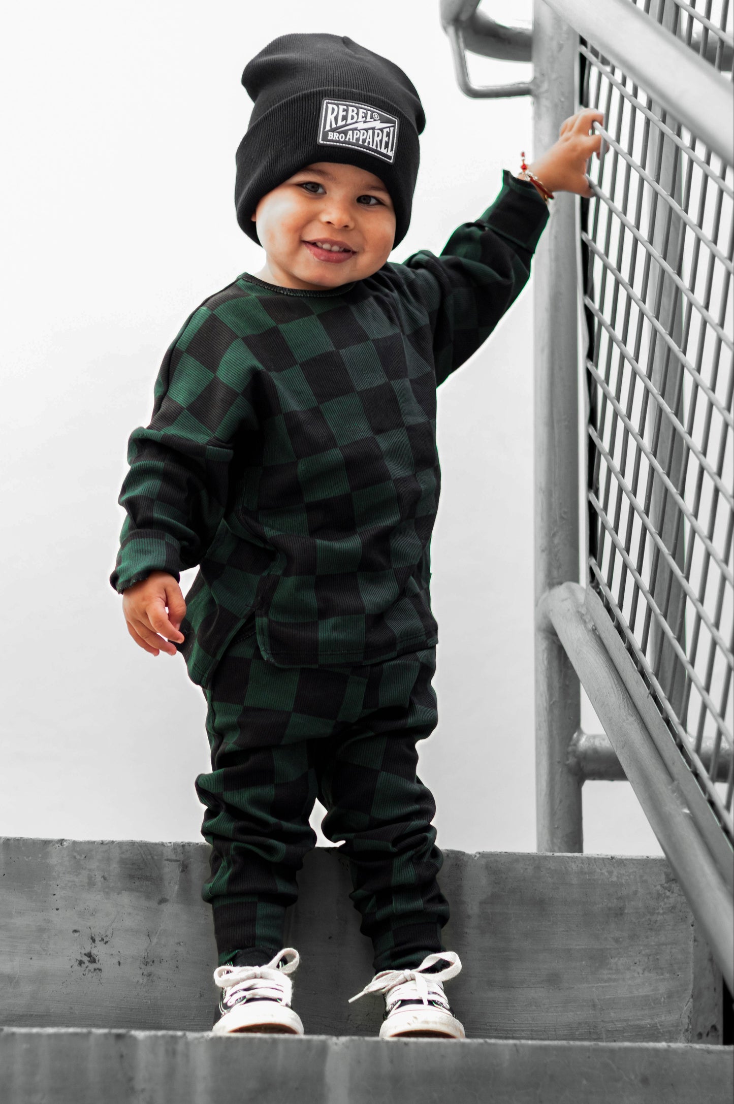 Organic Ribbed Set in Smoke + Midnight Emerald