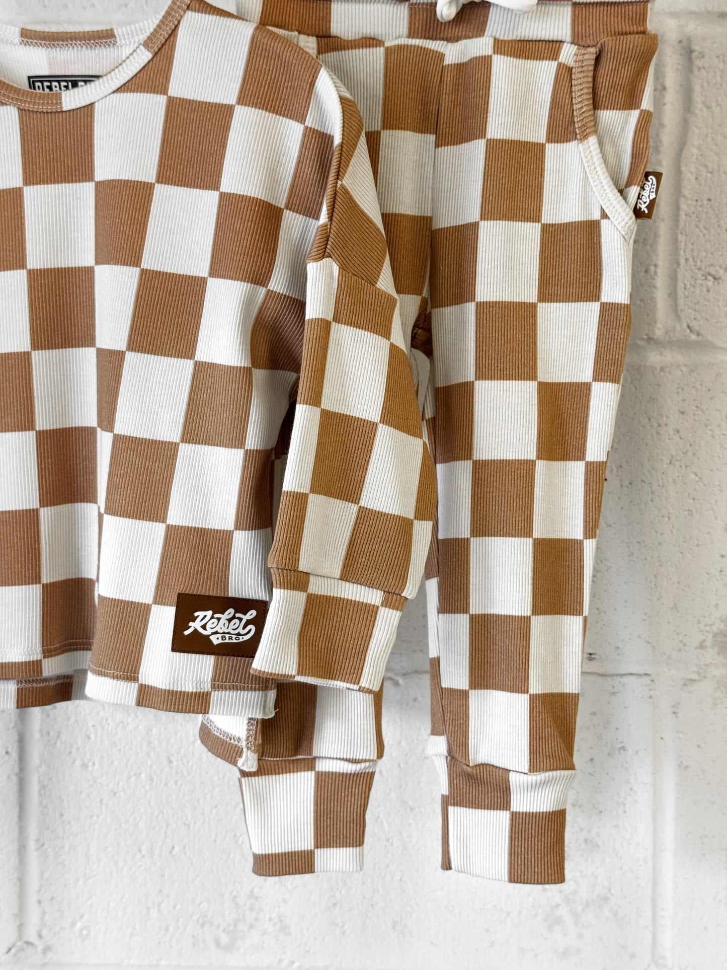 Organic Ribbed Set in Vanilla + Chestnut