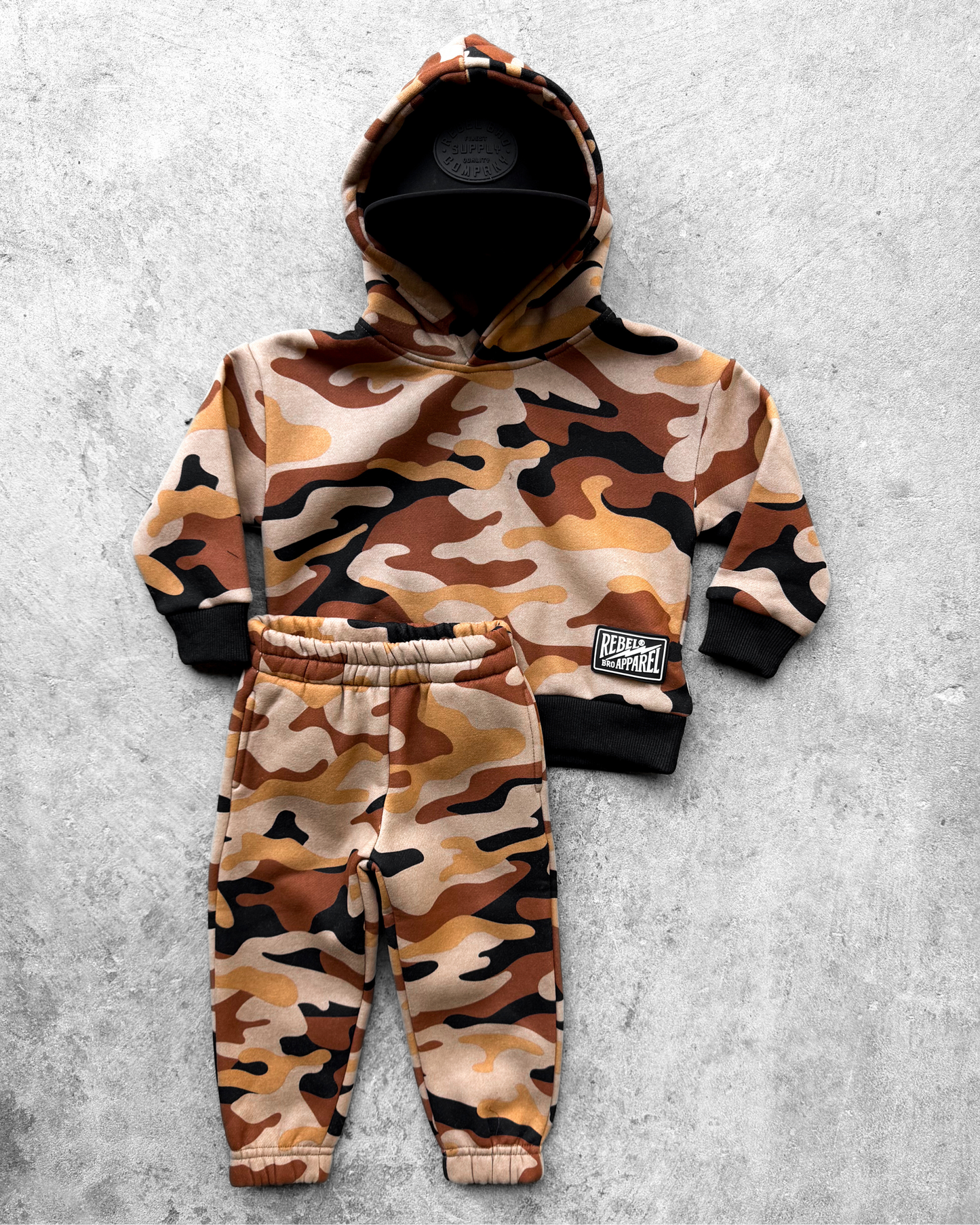 Fleece Hoodie + Sweatpants Set in Ranger