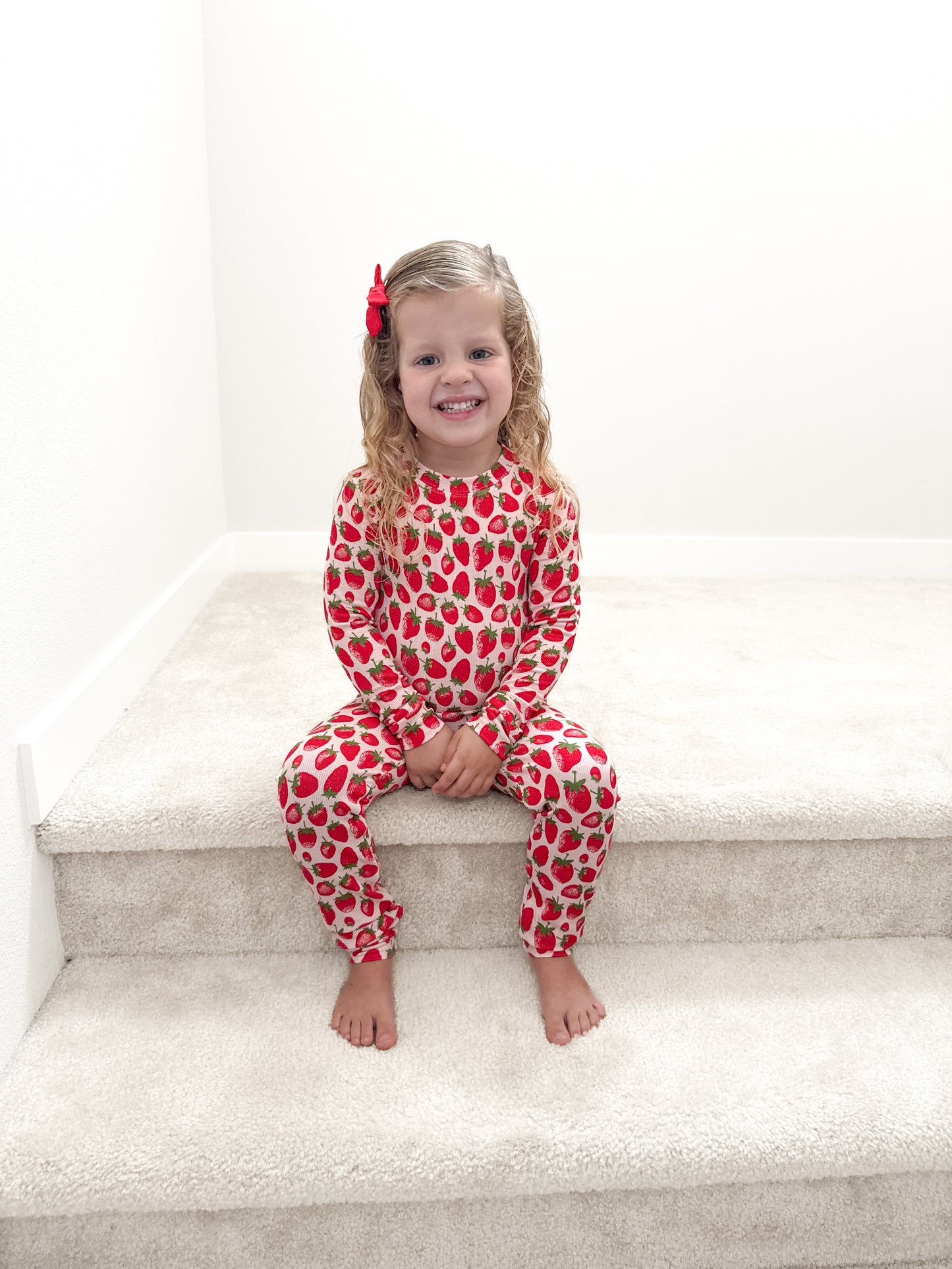 STRAWBERRIES | TWO PIECE SET