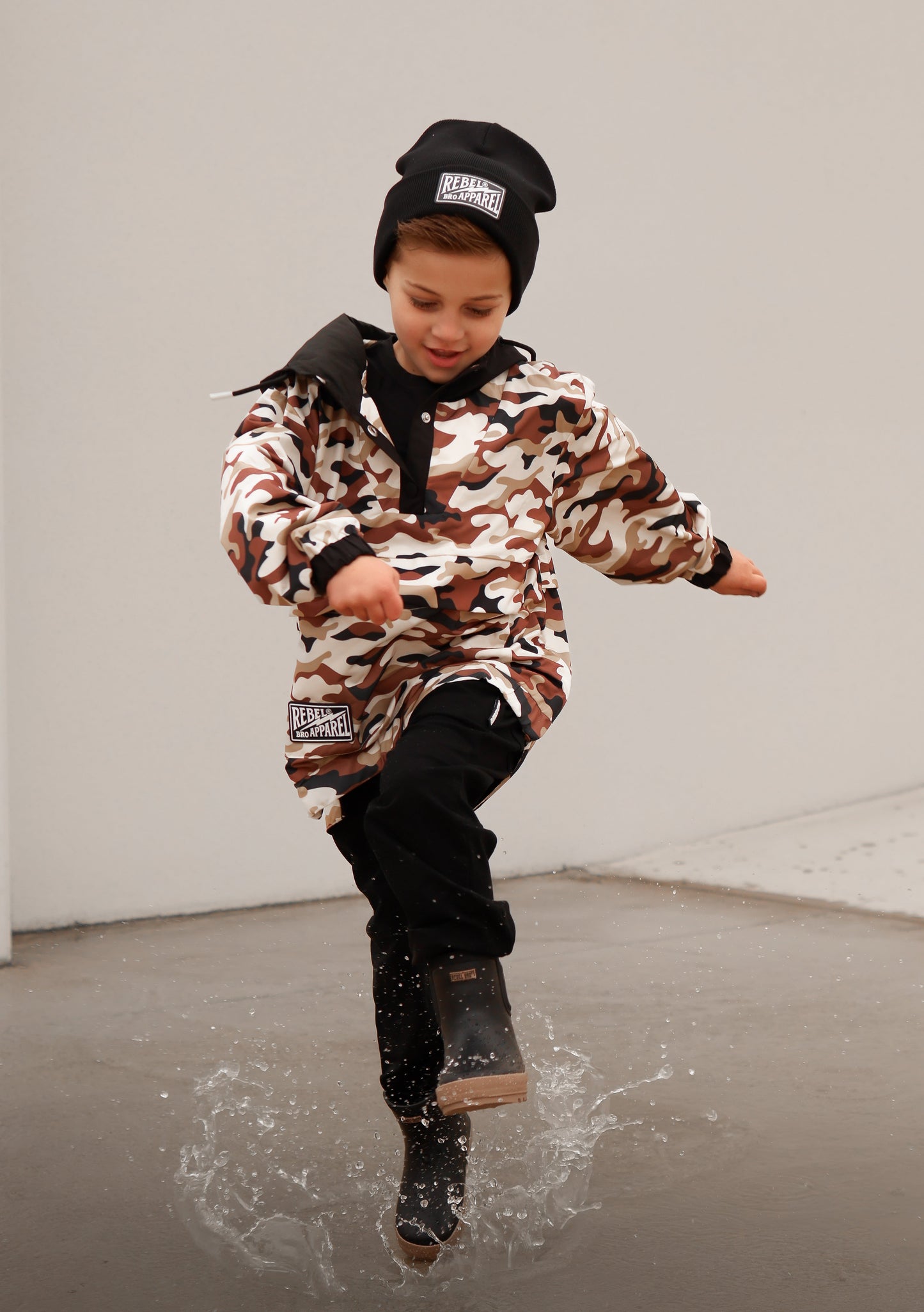 Pullover Windbreaker in Ranger