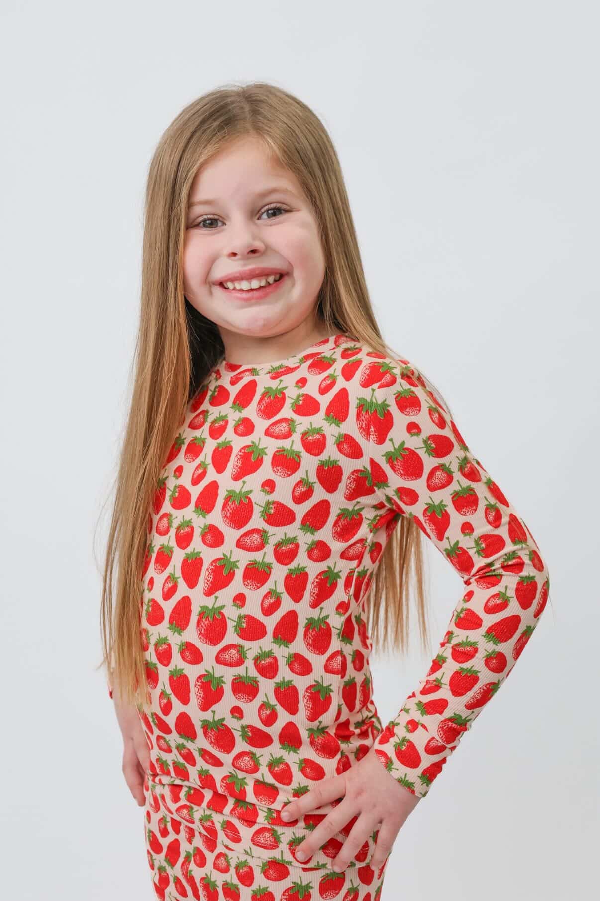 STRAWBERRIES | TWO PIECE SET – Belle & Bros