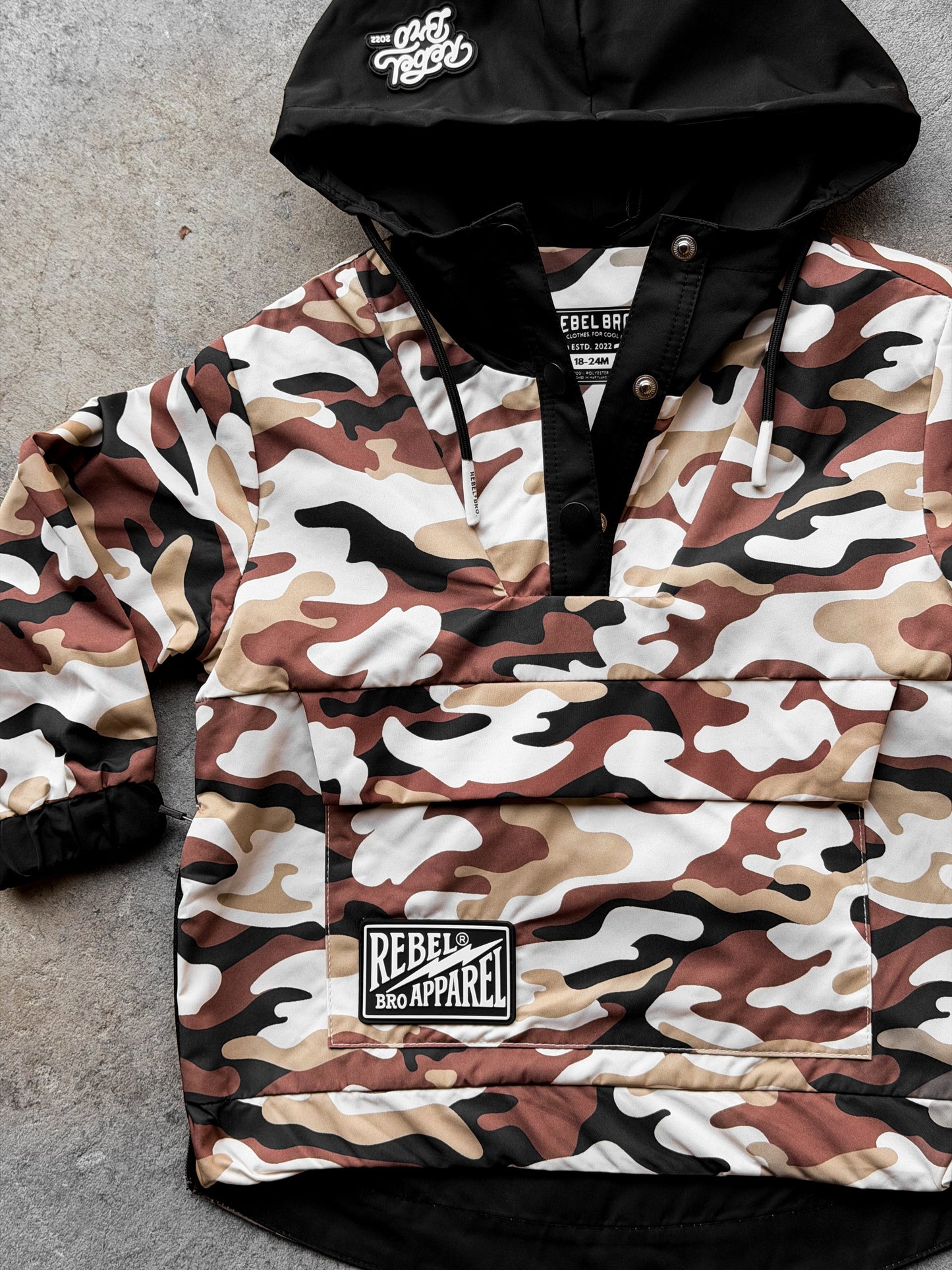 Pullover Windbreaker in Ranger