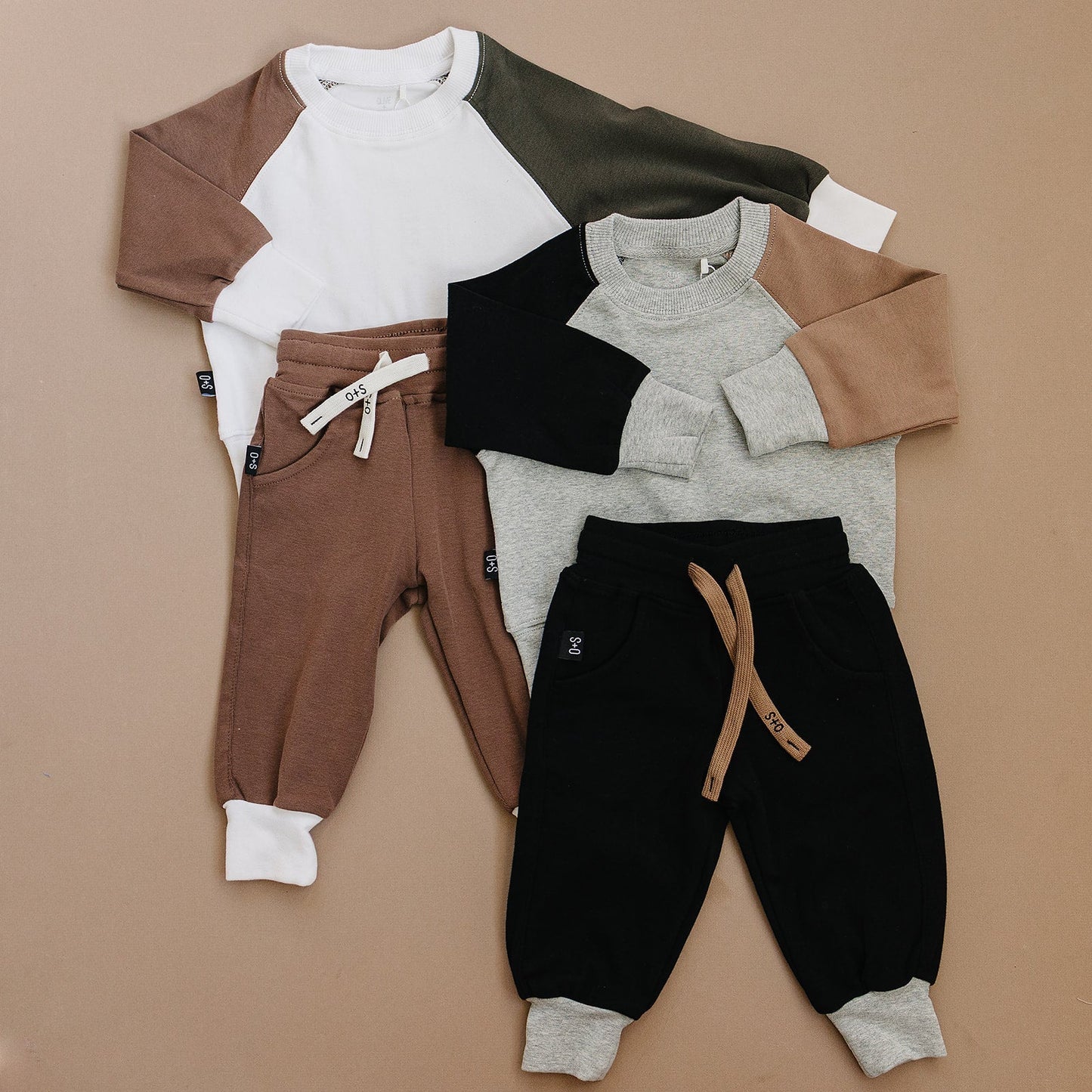 Ford Jogger Set